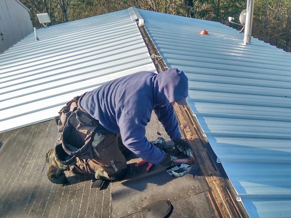 Emergency Leaking Roof Repair Emergency Leaking Roof Repair